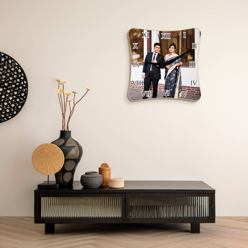 Crafting High-quality Photo Wall Clocks